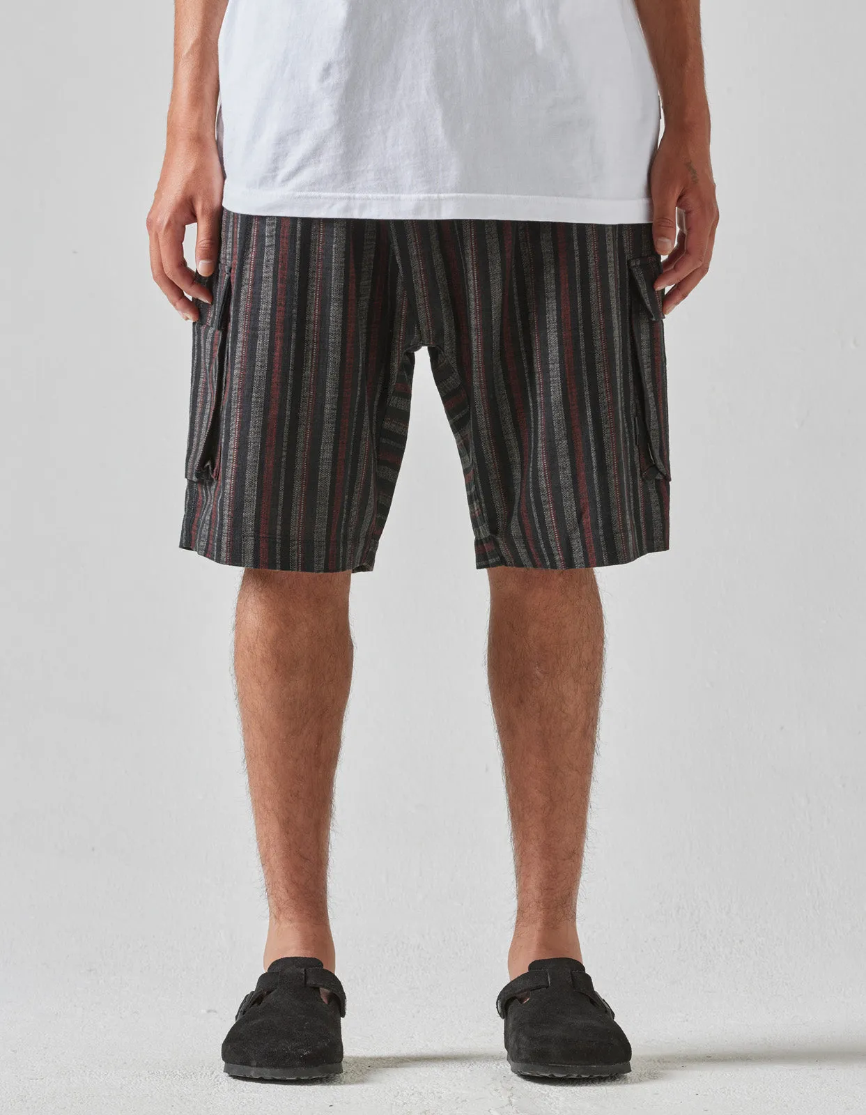 5117 Wagara Low Cargo Track Shorts Black