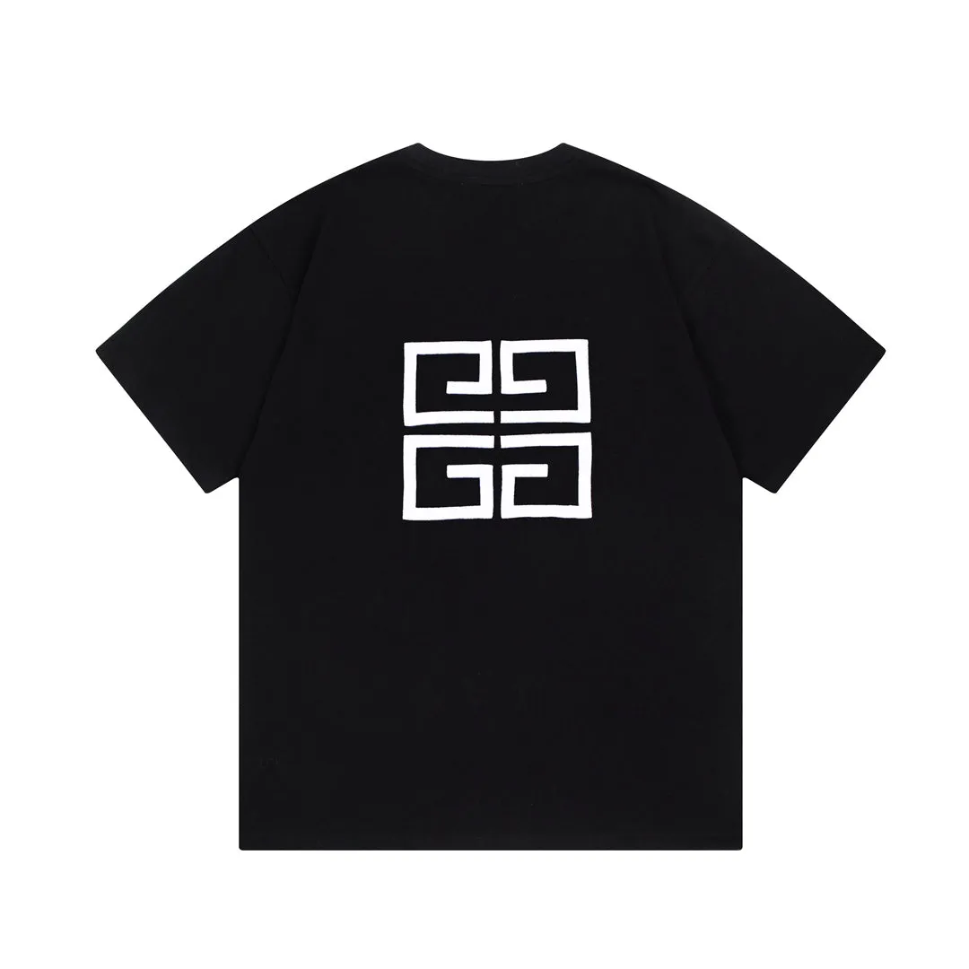 Certainly! Here’s a suggestion for an optimized e-commerce product title with modifiers for a Balenciaga T-shirt:

Balenciaga Unisex Classic Logo T-Shirt - Premium Cotton, Casual Streetwear Tee

This title includes descriptors that might appeal to customers interested in fashion attributes and quality.