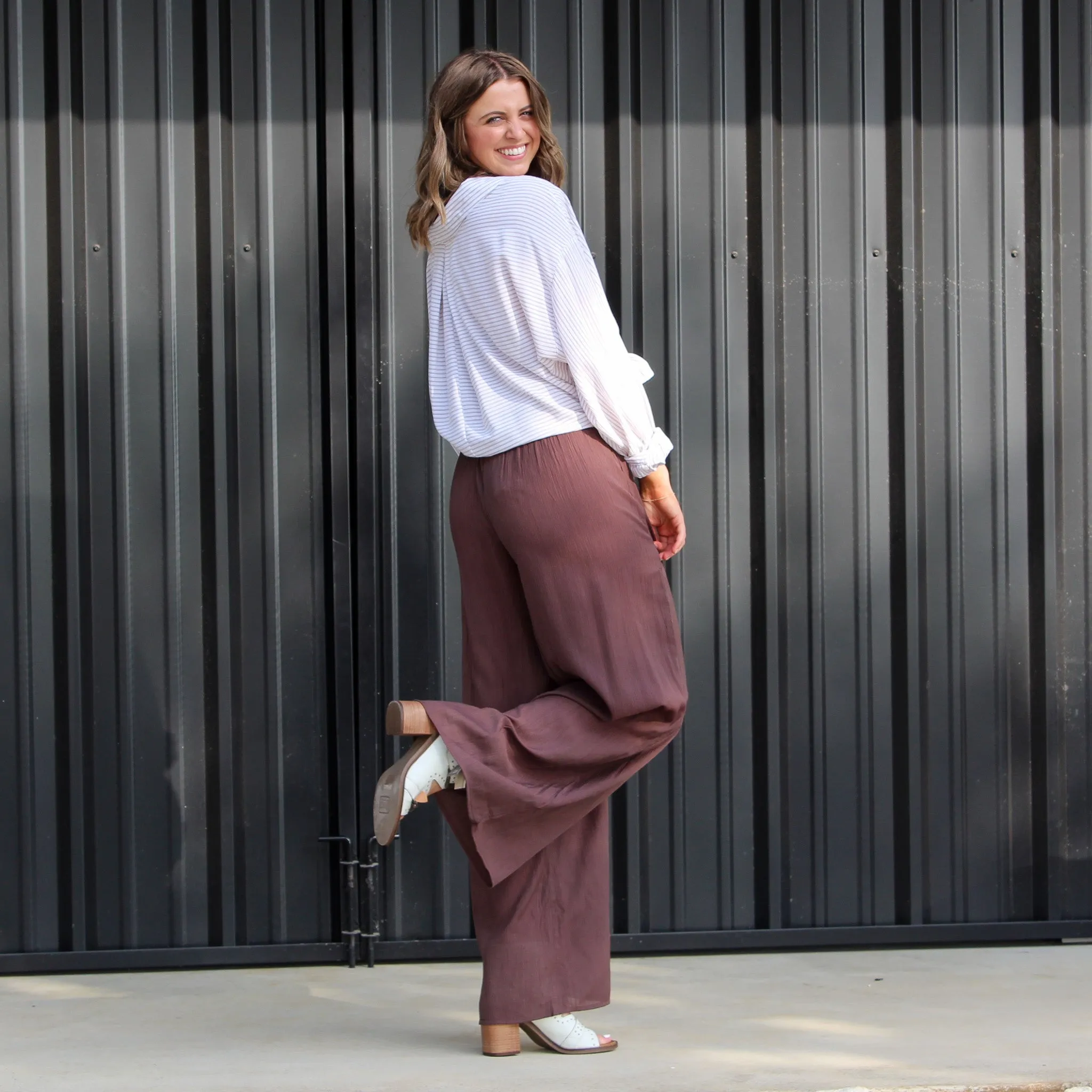 Crinkle Pants Brown