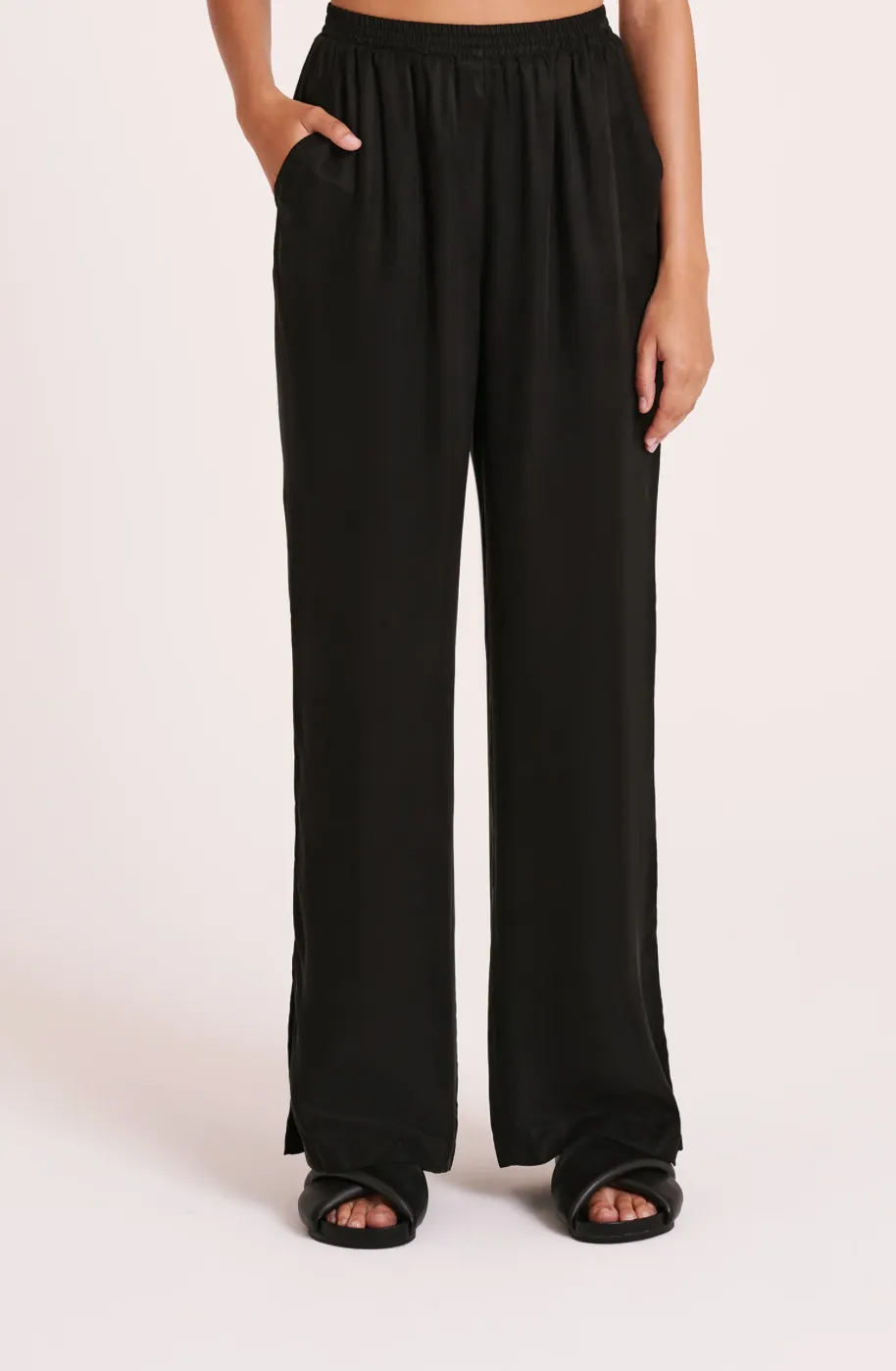 Dara Cupro Pants Black