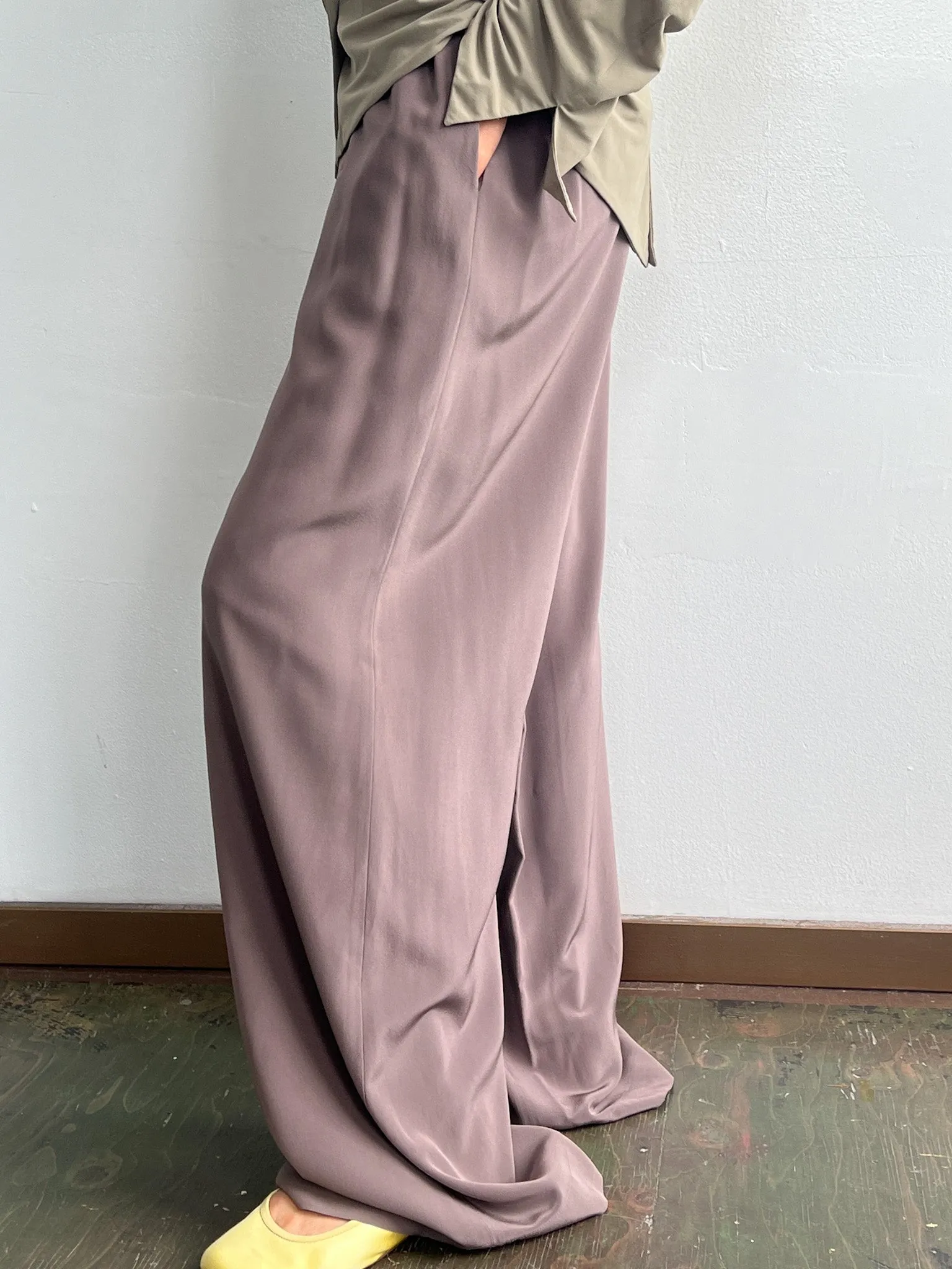 Dusty Lavender Silk Pants (M)