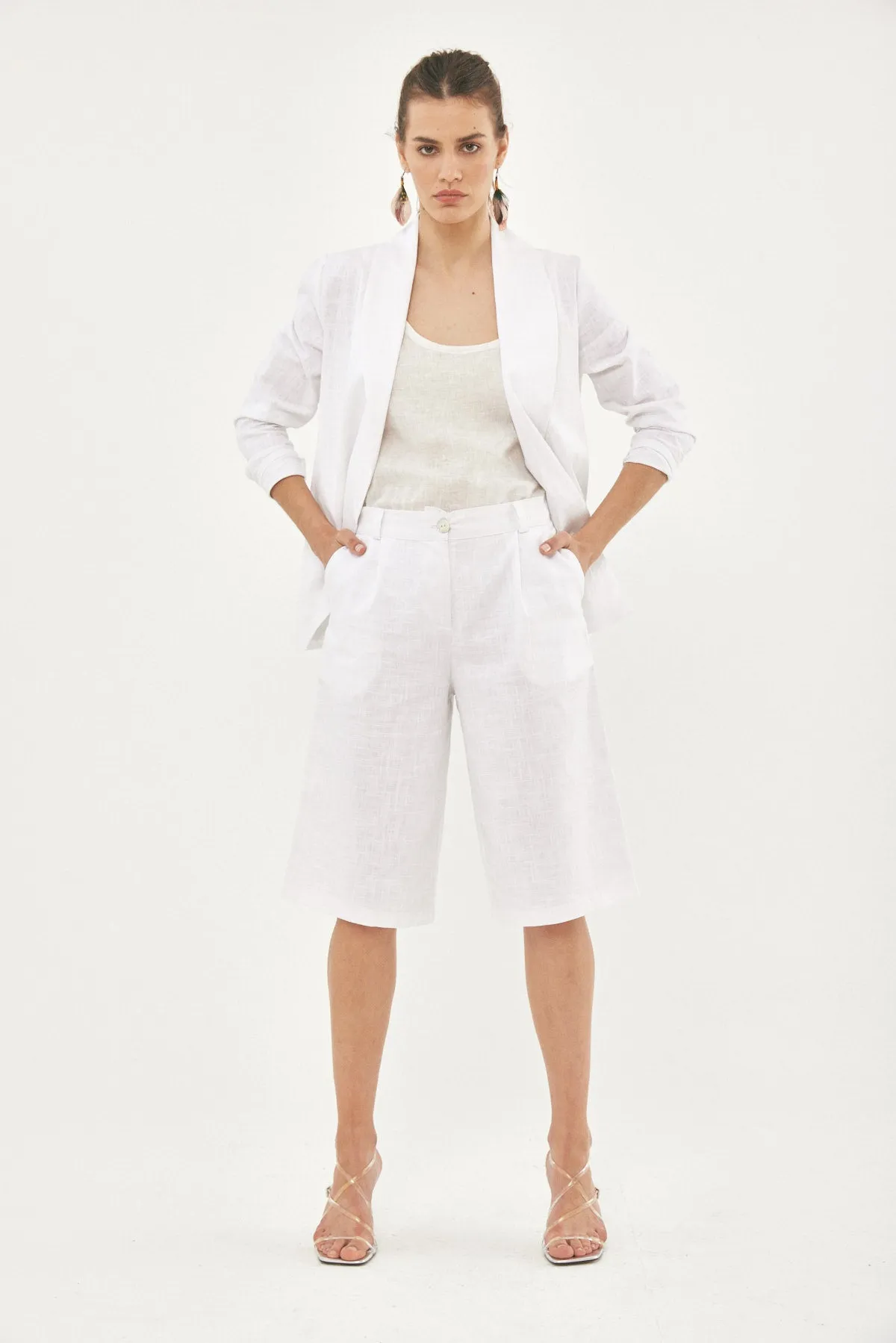 LINEN BERMUDA PANTS - WHITE